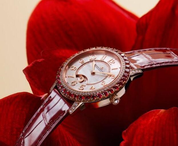 Dazzling Red Jaeger-LeCoultre Rendez-Vous Replica Watches For Women